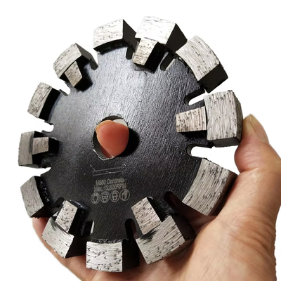 Durable Diamond Tuck Point Blade Dengan Melindungi Gigi Untuk Grinding Beton Keras Ekstrim