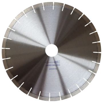 700mm Diamond Concrete Saw Blades dengan Efisiensi Tinggi untuk Pemotongan Beton Sembuh